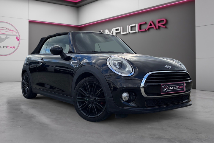 MINI CABRIOLET F57