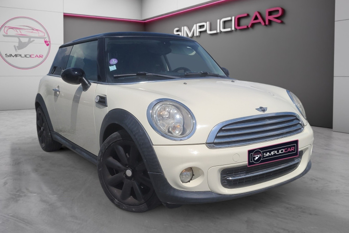 MINI HATCH R56